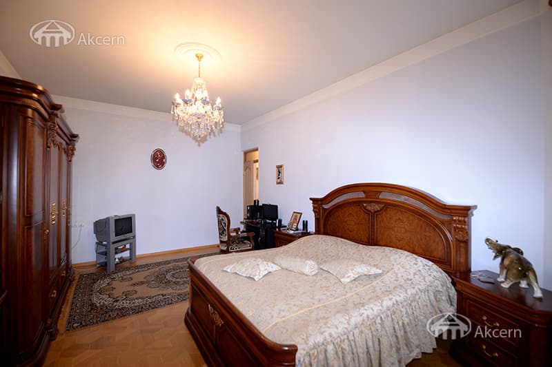 Mansion · 5 rooms · 608 m² · Malatia-Sebastia
