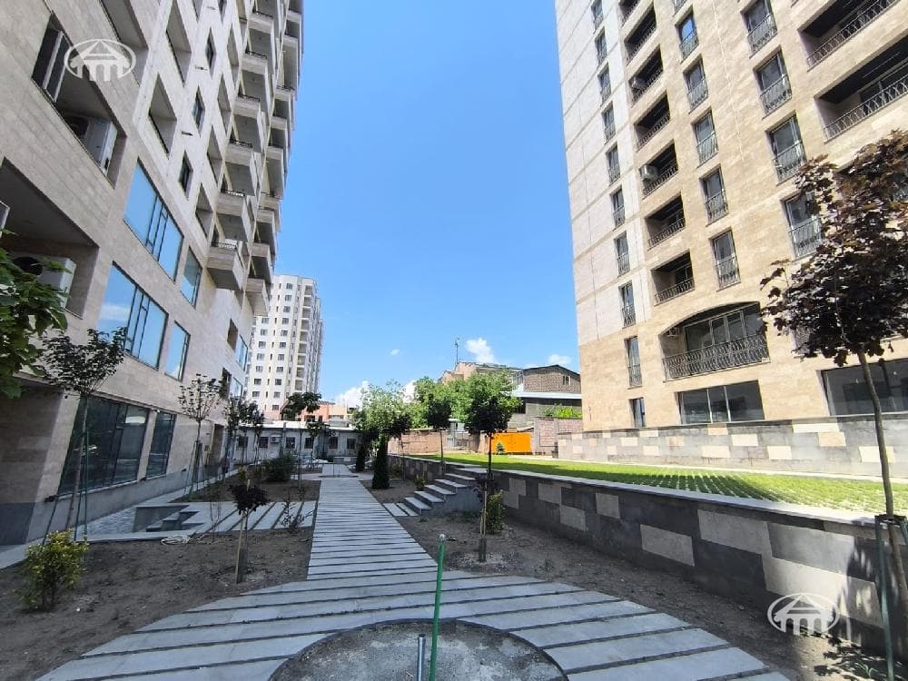Apartment · 3 rooms · 77.4 m² · Kanaker-Zeytun