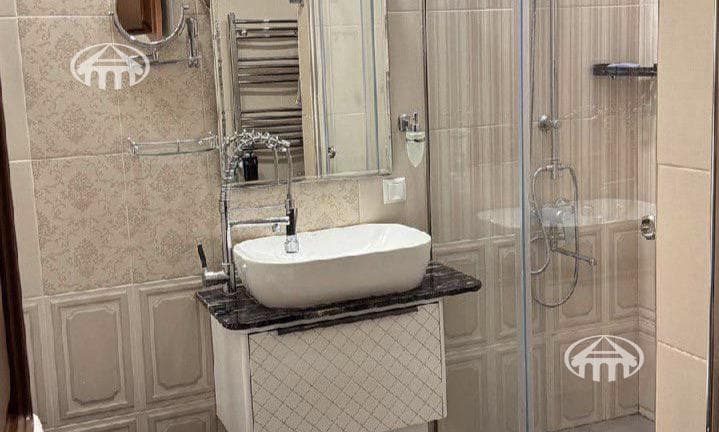Квартира · 4 комн. · 117 м² · г.Абовян