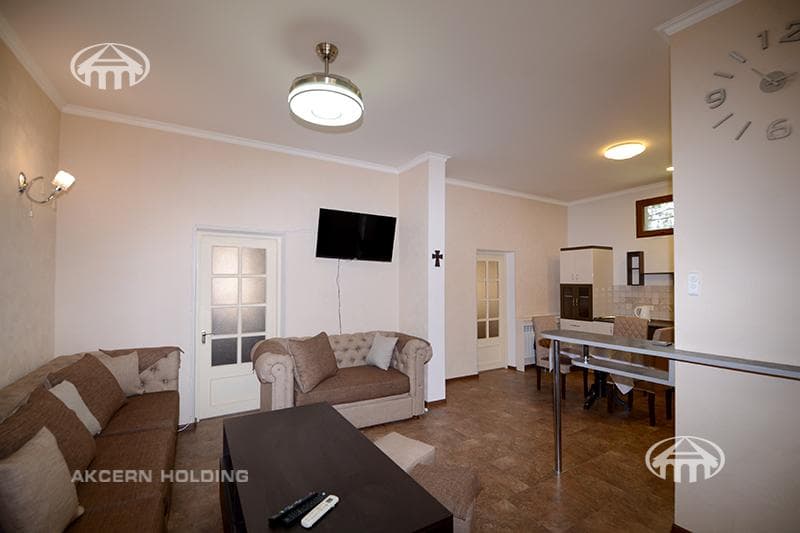 House · 4 rooms · 100 m² · Kentron