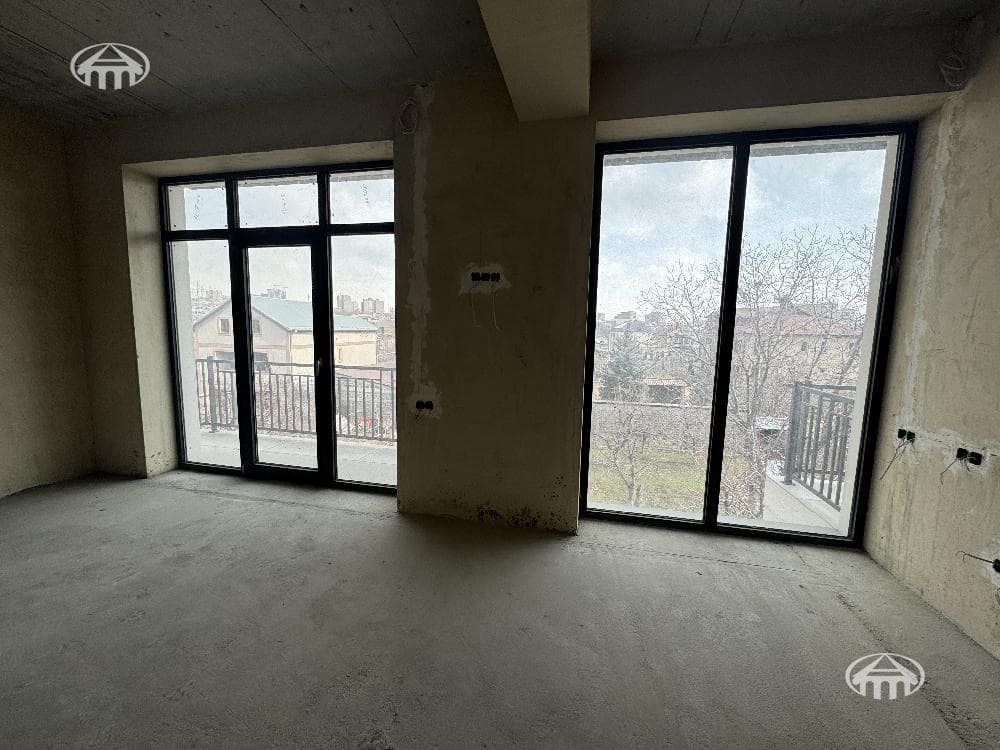 Առանձնատուն · 4 սեն. · 453 մ² · Քանաքեռ-Զեյթուն