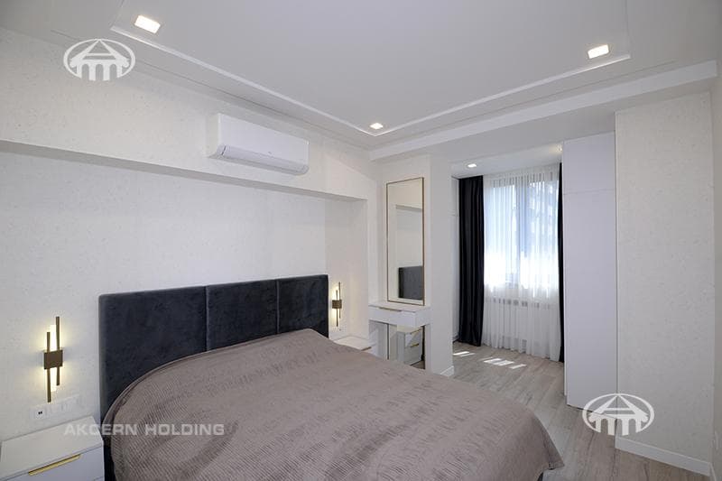 Apartment · 3 rooms · 91 m² · Kentron