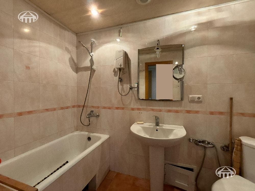 Квартира · 3 комн. · 96 м² · Арабкир