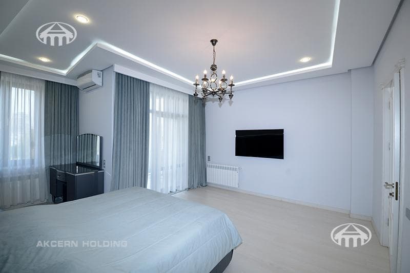 House · 6 rooms · 567 m² · Ajapnyak