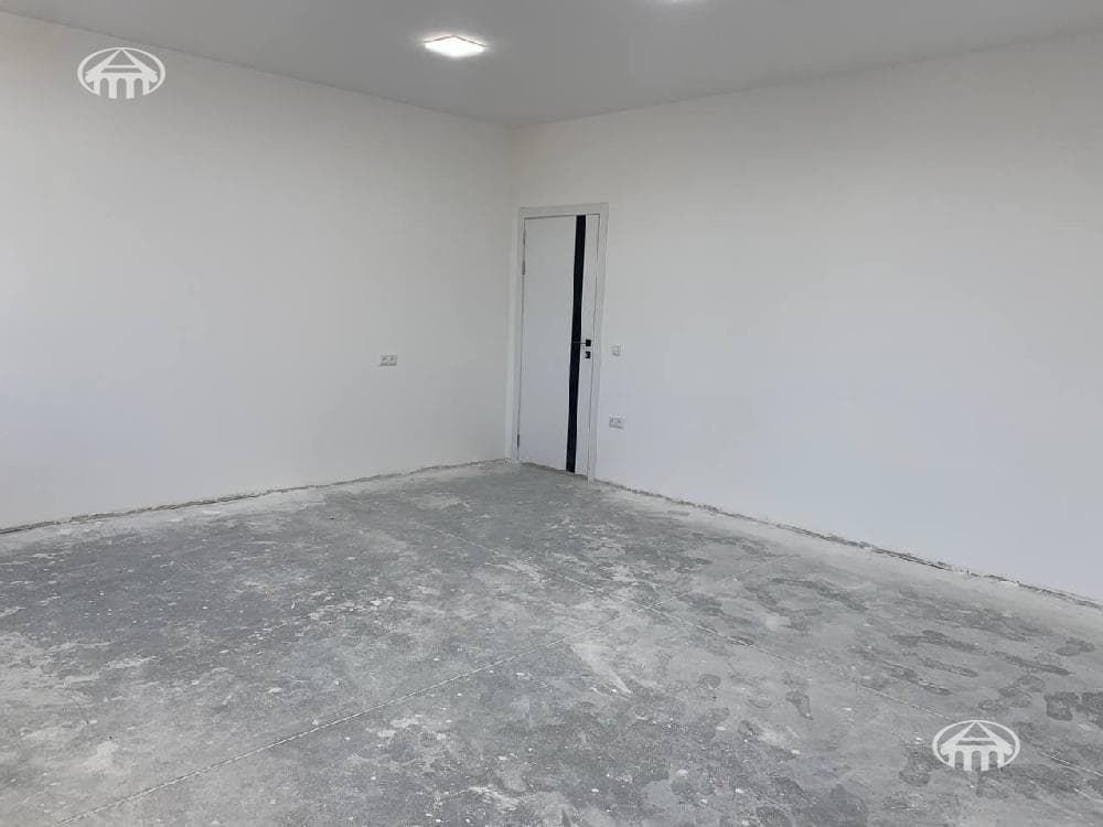 Խանութ · 1200 մ² · Շենգավիթ