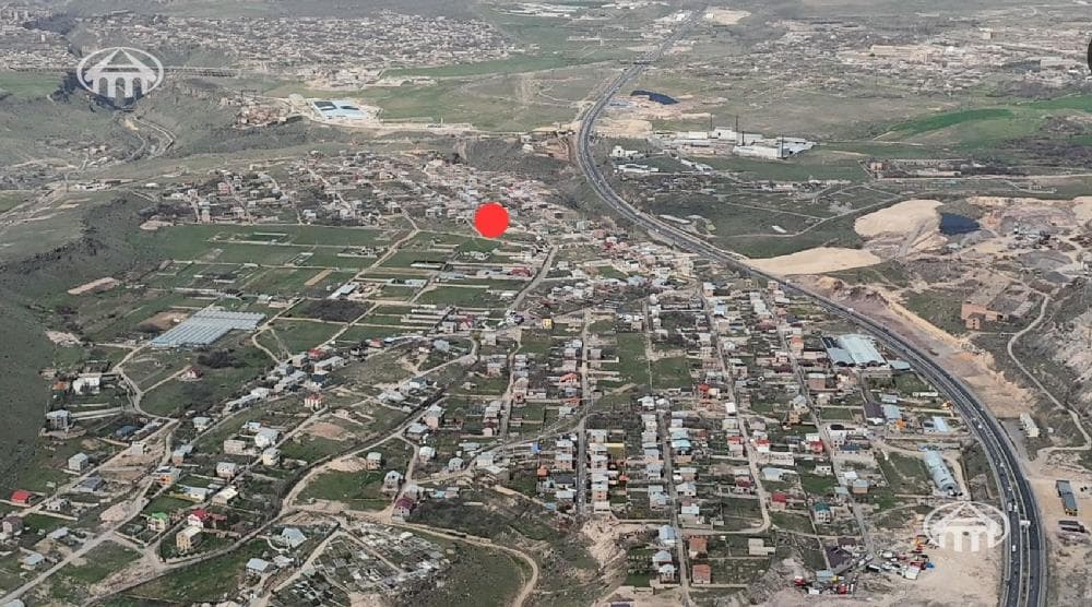 Land · 745 m² · Ptgni