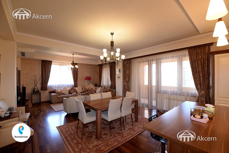 Квартира · 4 комн. · 156 м² · Кентрон