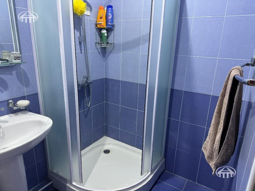 Apartment · 3 rooms · 87 m² · Kentron