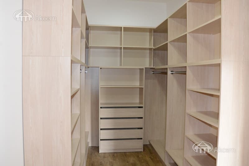 Բնակարան · 4 սեն. · 187 մ² · Կենտրոն