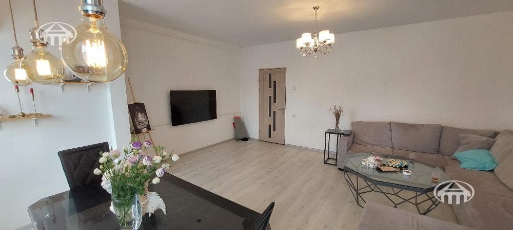 Квартира · 3 комн. · 76 м² · Давташен