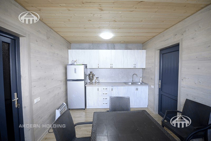 Mansion · 5 rooms · 280 m² · v. Arinj