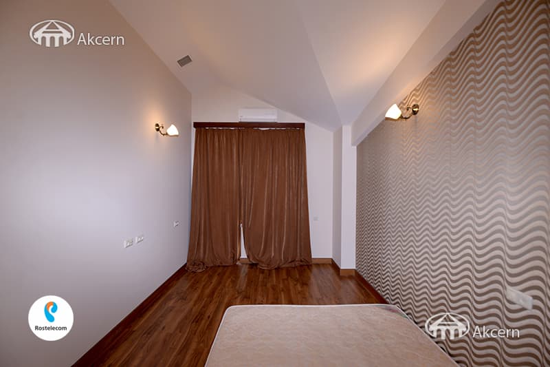 Дом · 7 комн. · 418 м² · Арабкир
