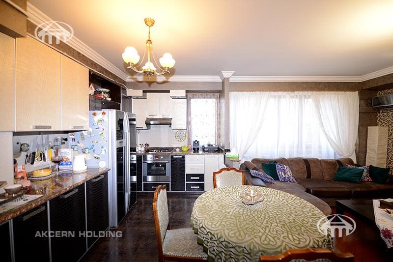 Квартира · 4 комн. · 114 м² · Кентрон