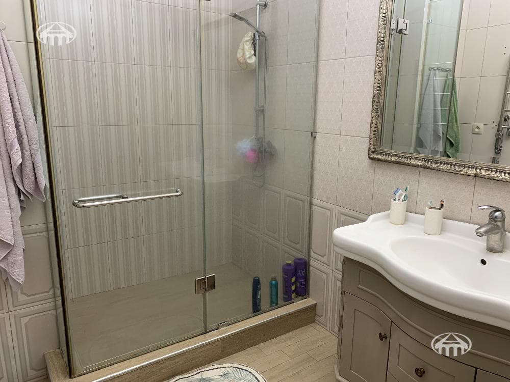 Квартира · 3 комн. · 86 м² · Кентрон