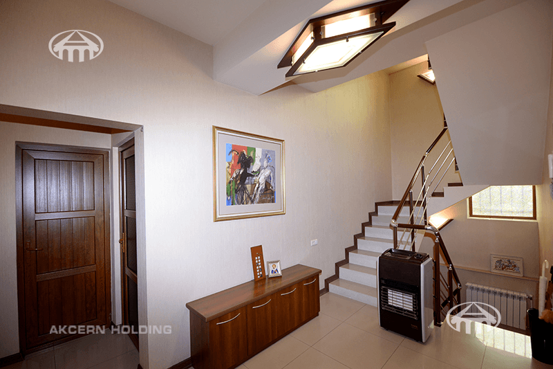 Mansion · 6 rooms · 400 m² · Nor Nork
