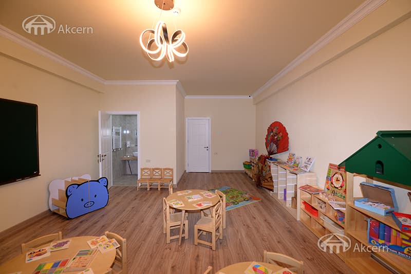 Առանձնատուն · 6 սեն. · 650 մ² · Աջափնյակ