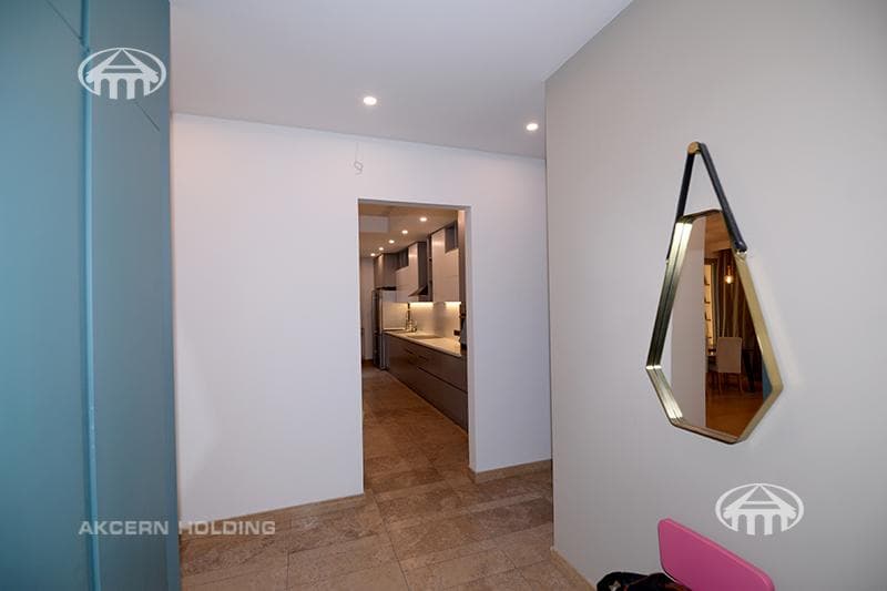 Квартира · 4 комн. · 176 м² · Кентрон