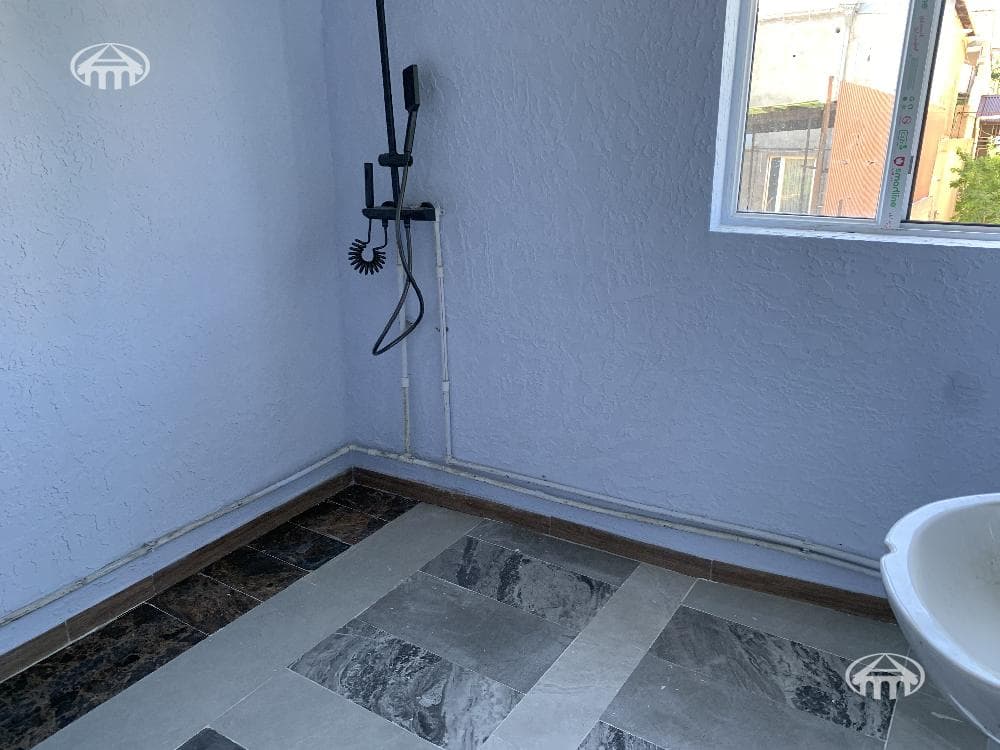 House · 3 rooms · 104 m² · Shengavit