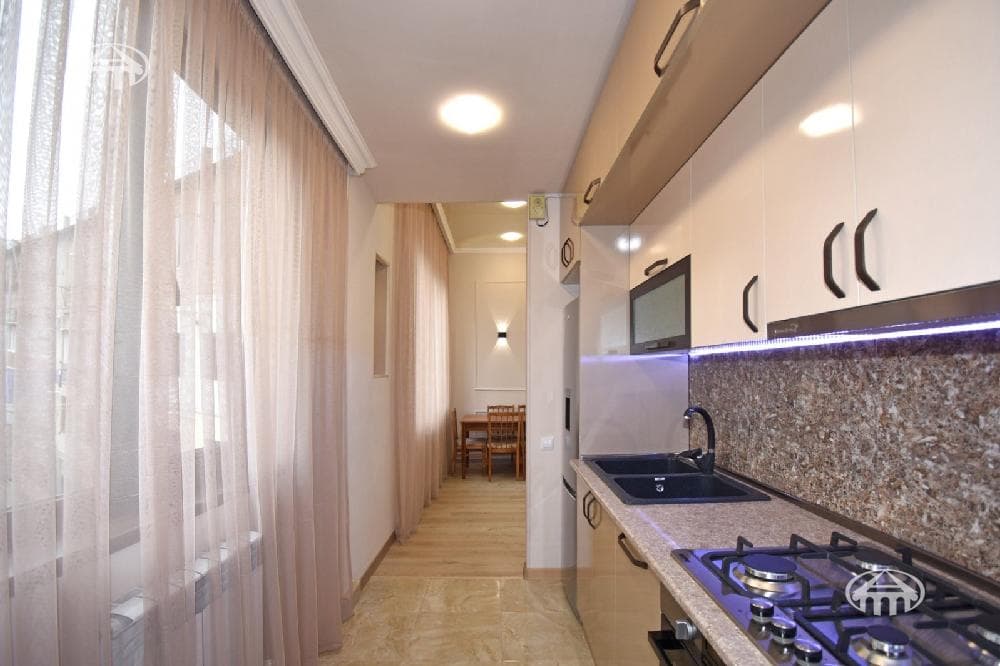 Квартира · 2 комн. · 75 м² · Арабкир