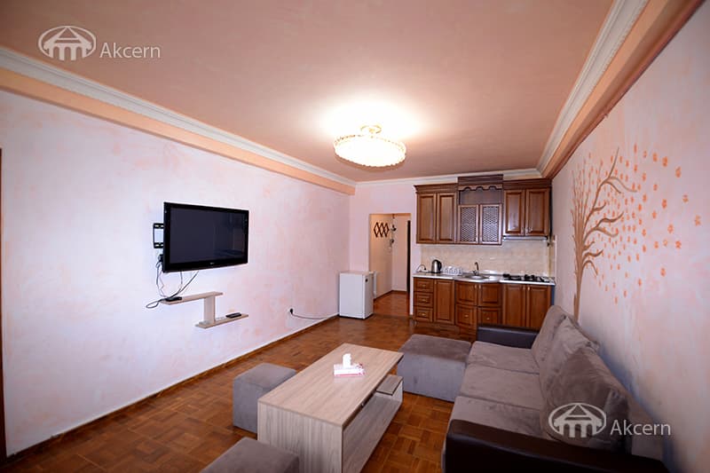 Apartment · 2 rooms · 55 m² · Kentron