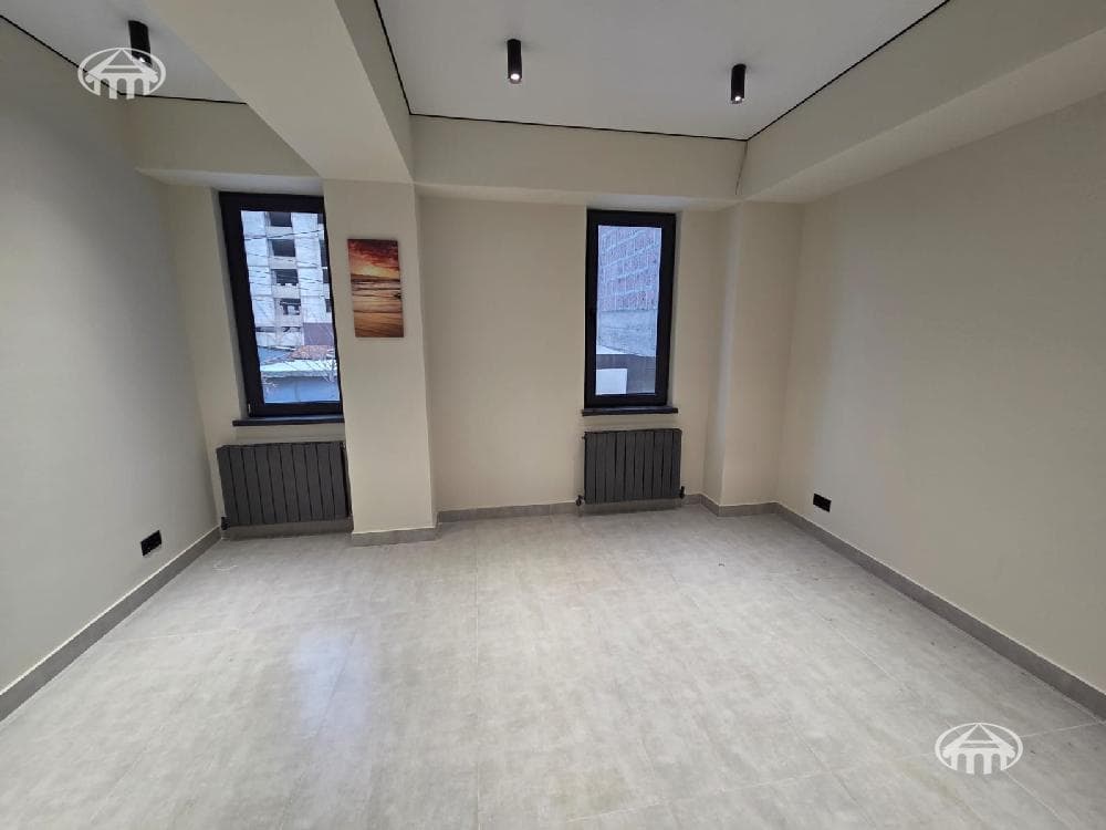 Office · 630 m² · Ajapnyak
