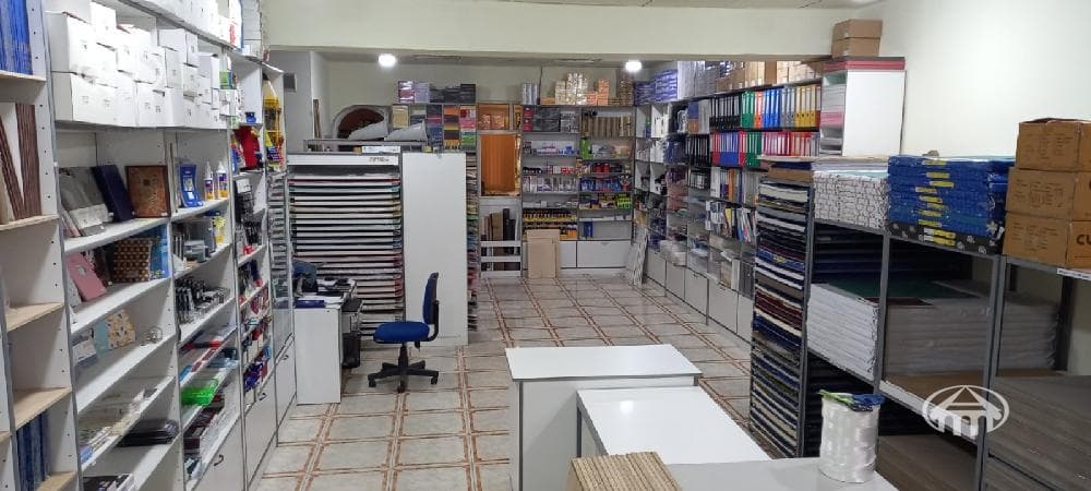 Retail · 83 m² · Kentron