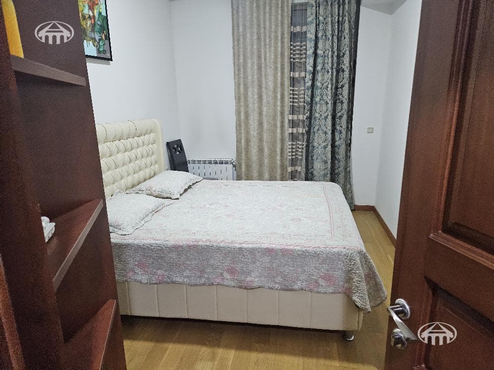Apartment · 2 rooms · 68 m² · Kentron