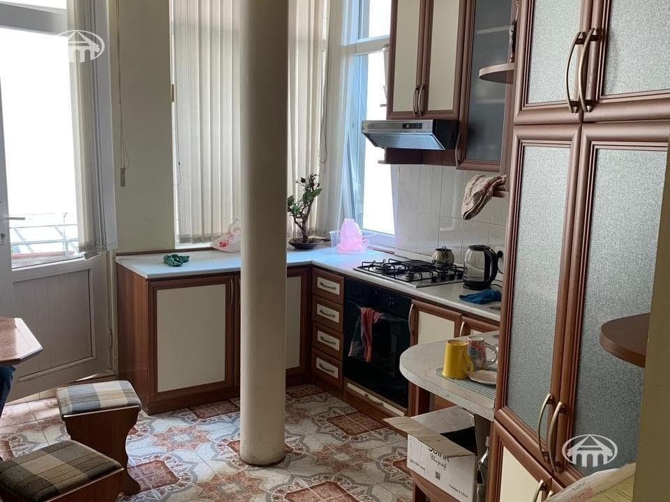 Բնակարան · 3 սեն. · 82 մ² · Կենտրոն