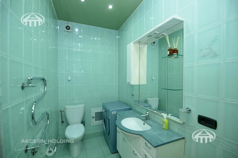 Квартира · 4 комн. · 160 м² · Кентрон