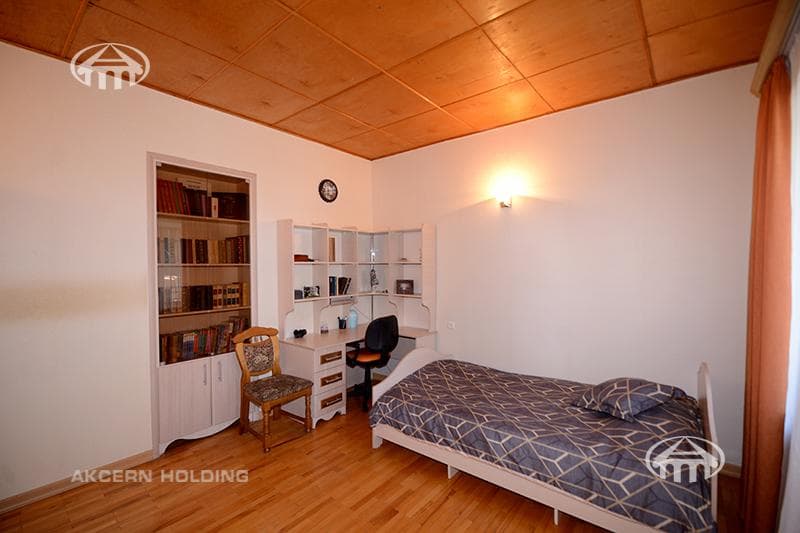 House · 4 rooms · 119 m² · Arabkir