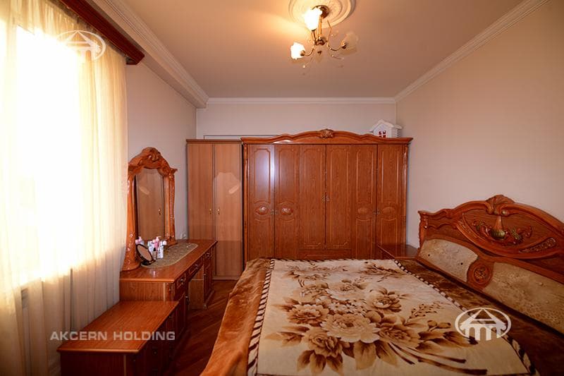 Apartment · 3 rooms · 85 m² · Kentron