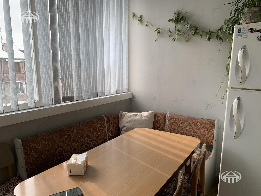 Квартира · 4 комн. · 110 м² · Арабкир
