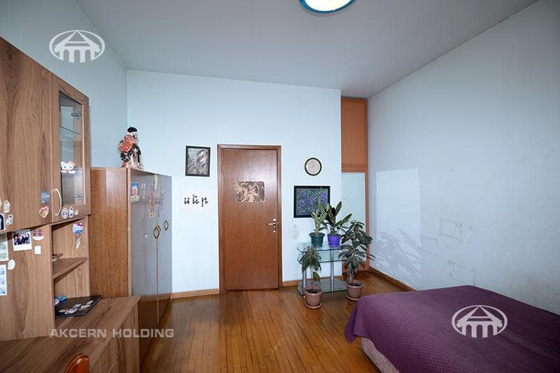 Mansion · 9 rooms · 560 m² · Kentron