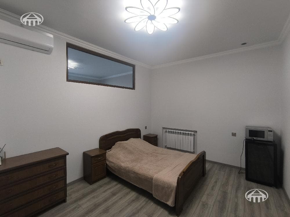 Офис · 270 м² · Давташен