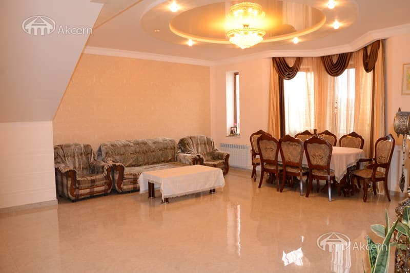 Особняк · 285 м² · с. Ариндж