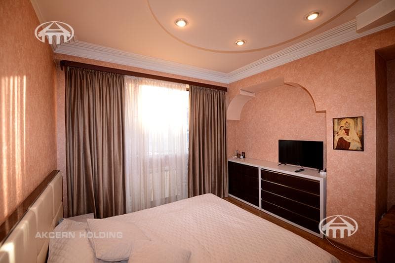 Квартира · 3 комн. · 96 м² · Арабкир