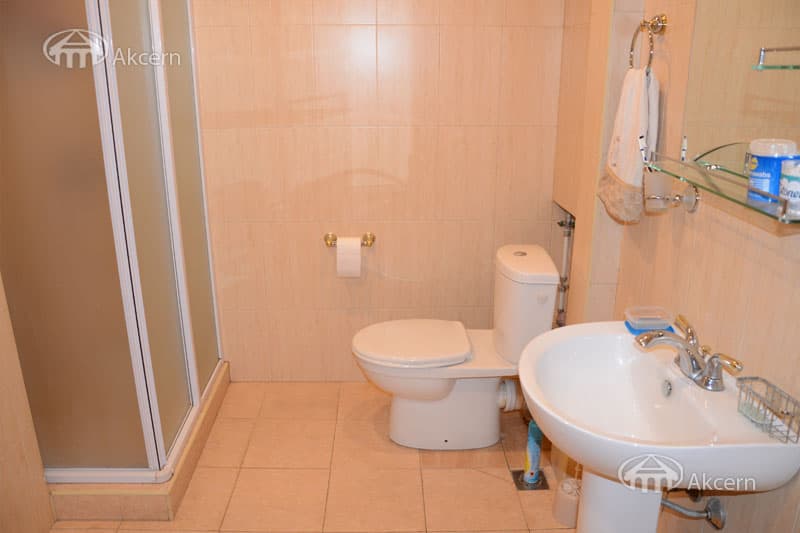 Apartment · 2 rooms · 70 m² · Kentron — photo 9 / 16