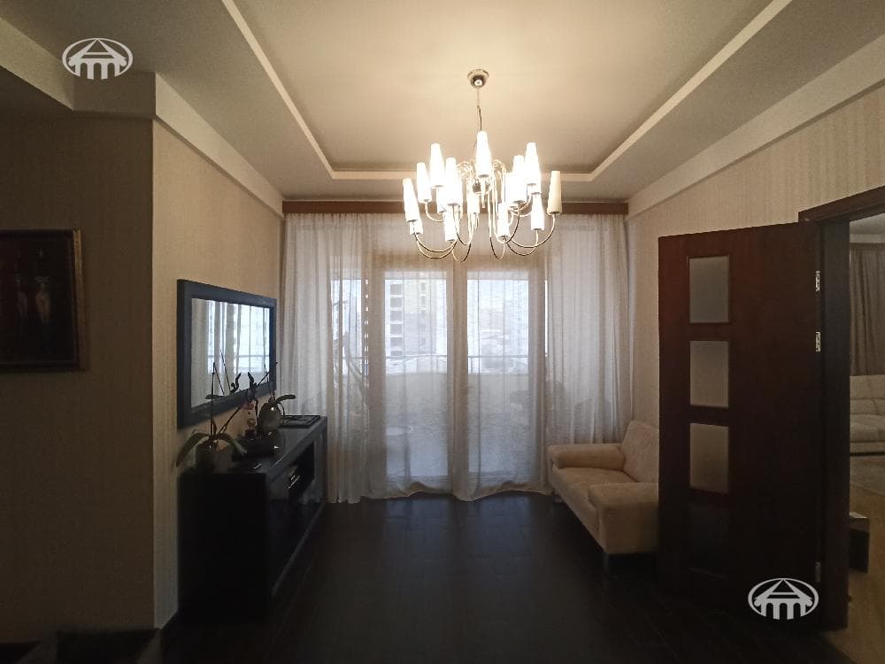 Квартира · 4 комн. · 171 м² · Арабкир