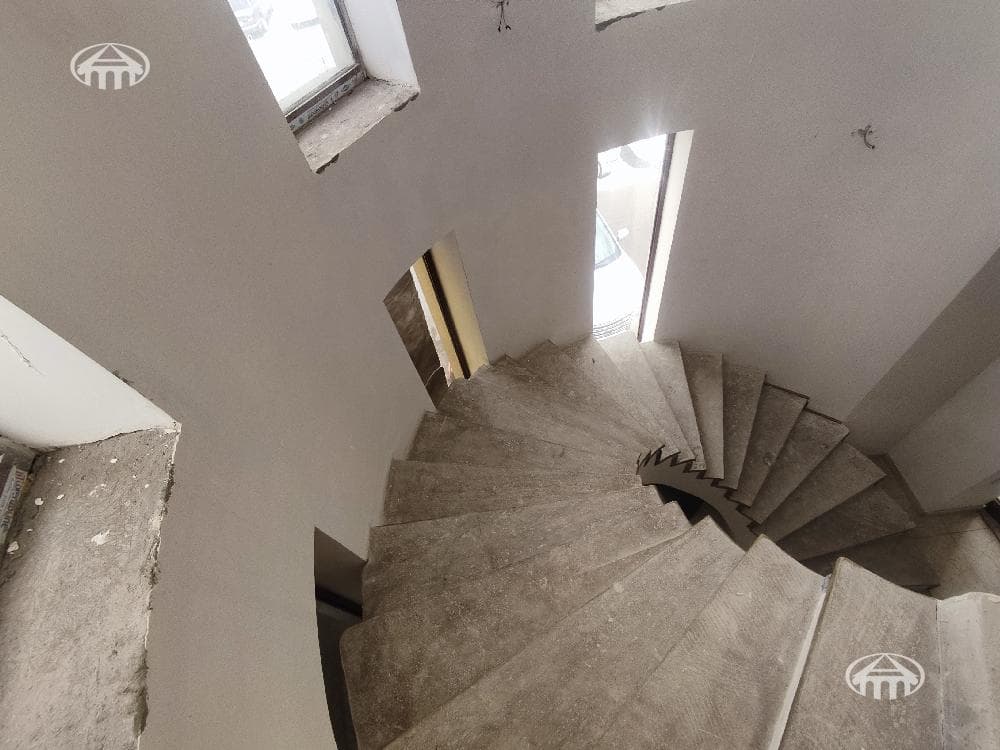 Other · 327 m² · Davtashen
