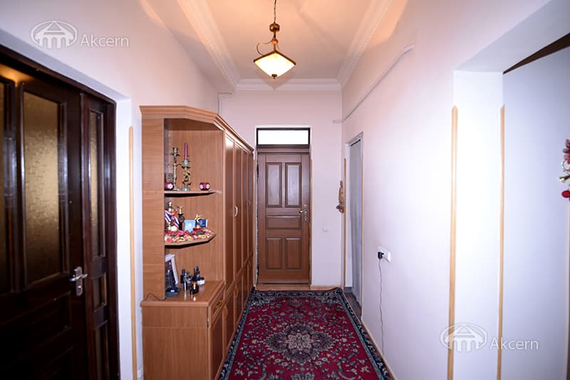Особняк · 9 комн. · 513 м² · Арабкир