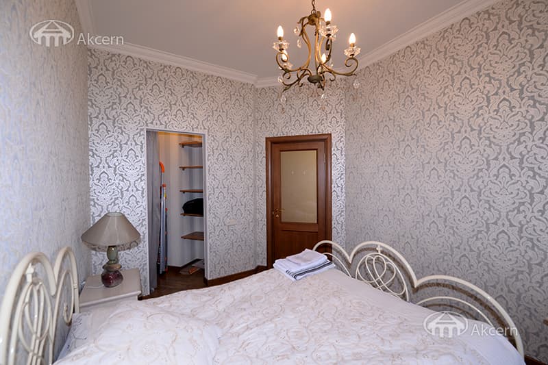 Квартира · 2 комн. · 49 м² · Кентрон