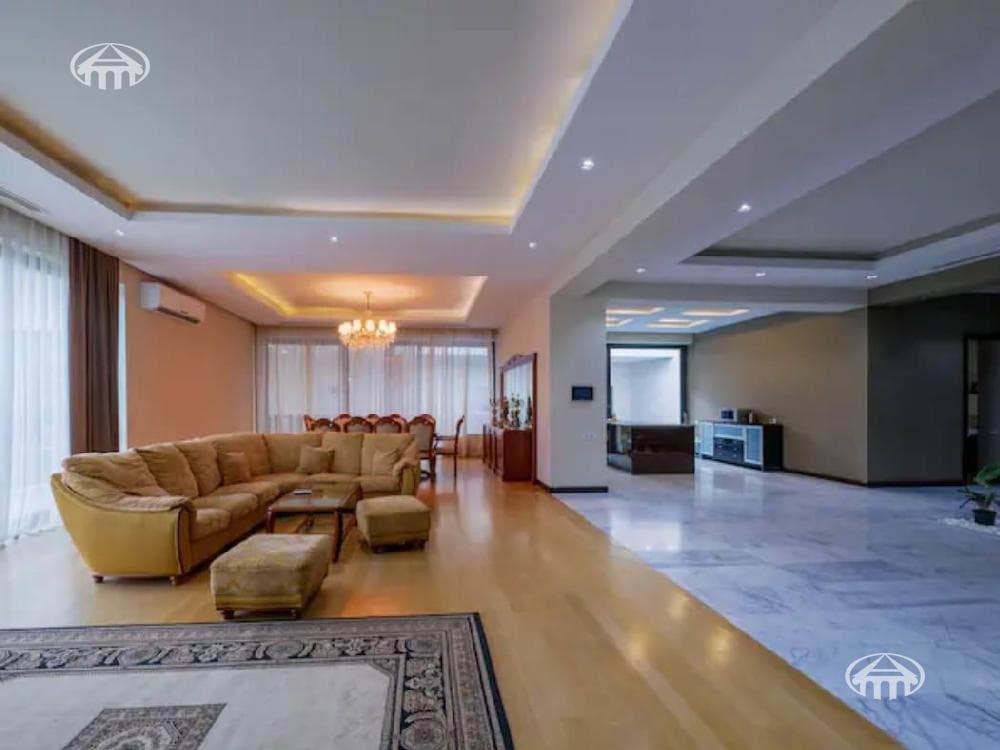 Mansion · 6 rooms · 500 m² · Kanaker-Zeytun