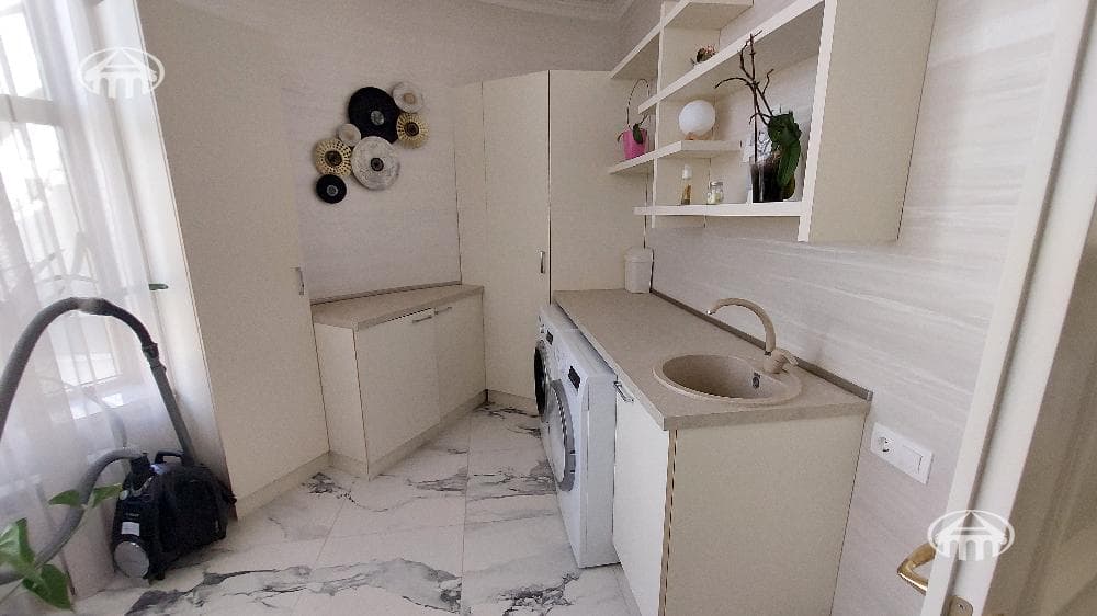 Mansion · 5 rooms · 600 m² · Davtashen