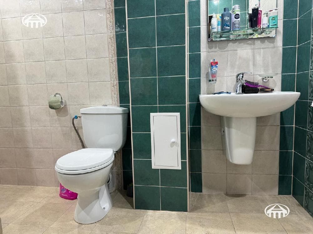 Квартира · 3 комн. · 79 м² · Арабкир
