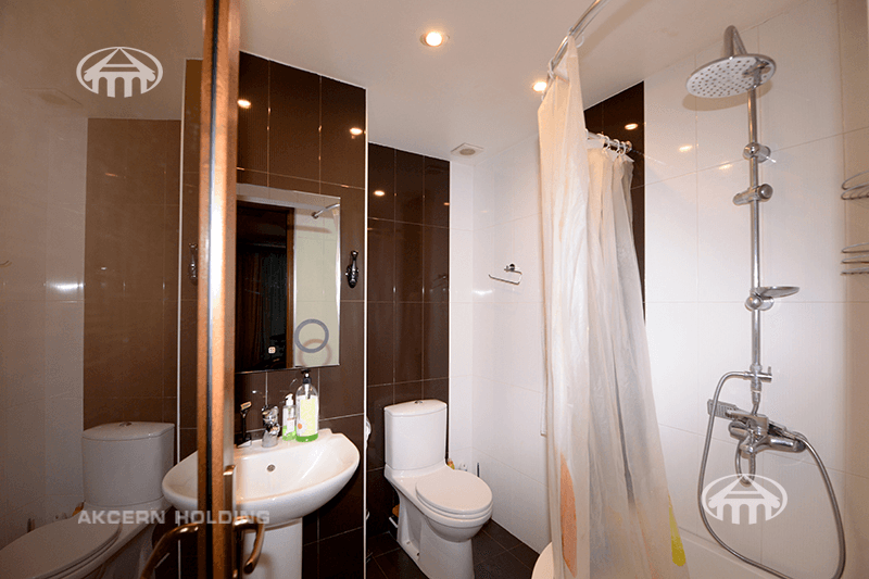 Apartment · 5 rooms · 210 m² · Kentron