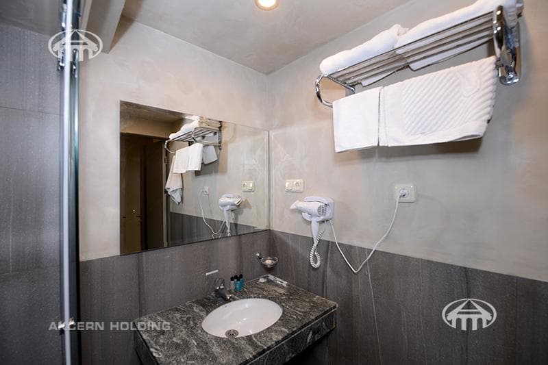 Hotel · 2,918 m² · Sevan
