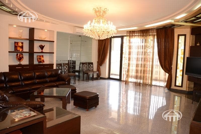Apartment · 4 rooms · 239 m² · Arabkir