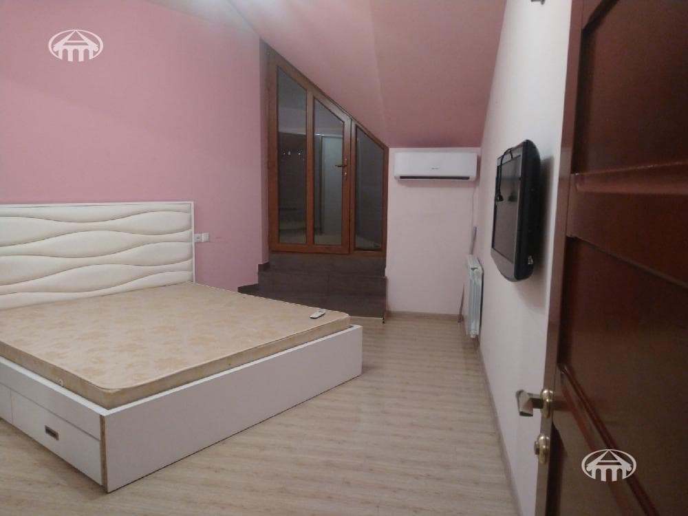 Apartment · 4 rooms · 184 m² · Kentron