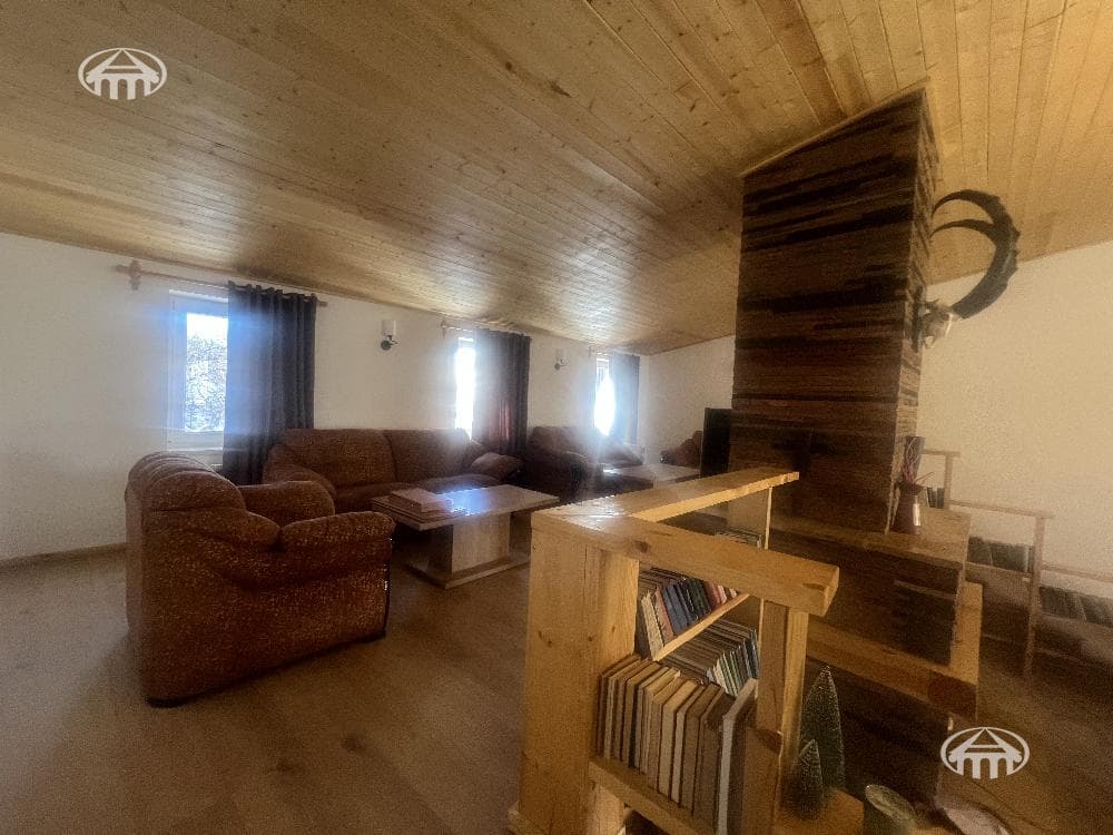 Mansion · 3 rooms · 240 m² · Djrvej