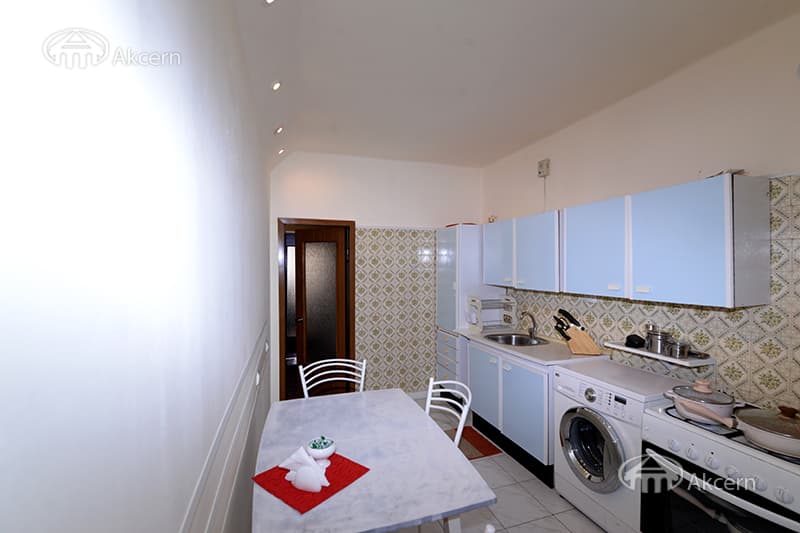 Квартира · 3 комн. · 85 м² · Арабкир